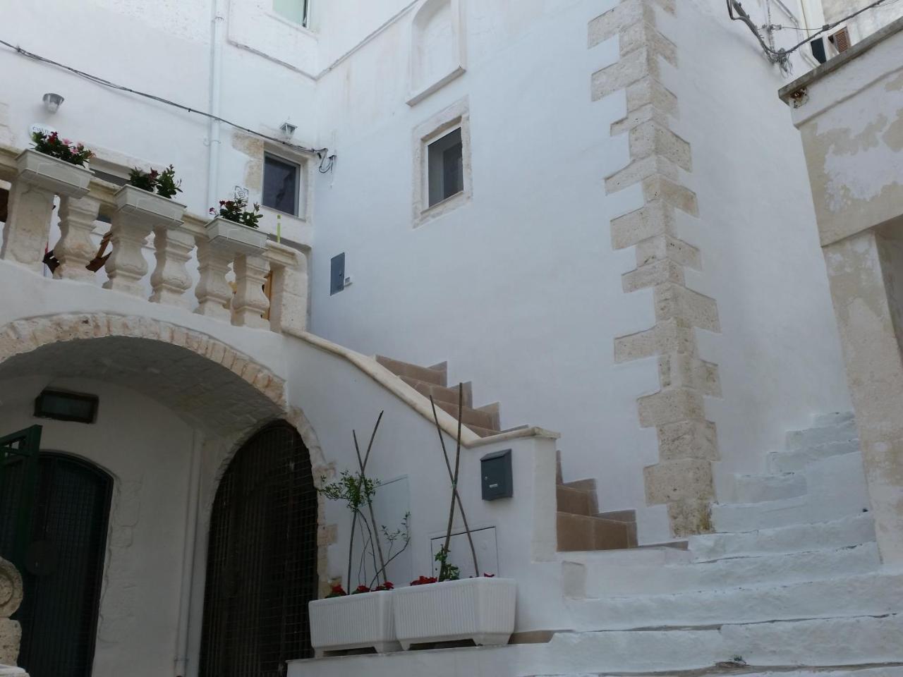 Le Tre Volte Villa Ostuni Exteriör bild